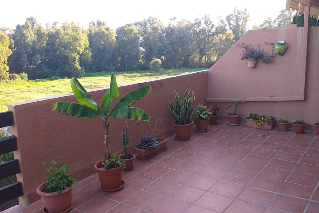 Planta Baja Cerca De La Playa Casares Costa Apartment Exterior photo